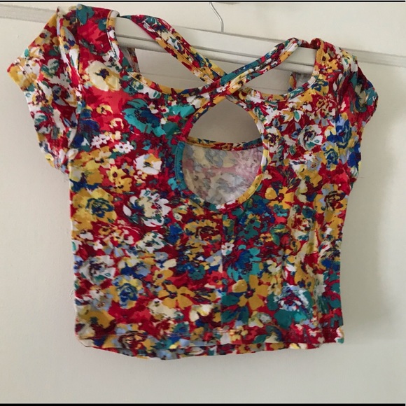 Cropped floral watercolor top - Picture 2 of 2